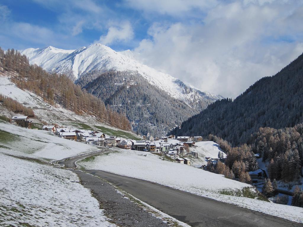 Chasa Sot-Chaunt 301 Daire Samnaun Oda fotoğraf